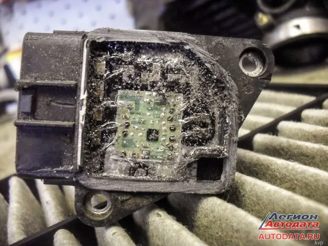 MAF-sensor, Mass Air Flow, или датчик массового расхода воздуха