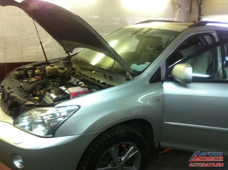 Наш сегодняшний гость - это гибридный красавец в образе Лексуса RX400H из города Кушва.