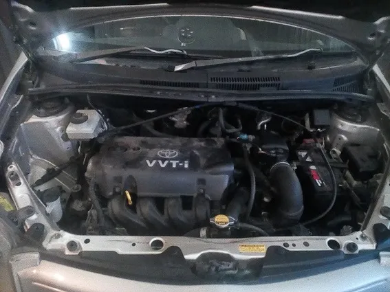 Toyota Vitz 2004