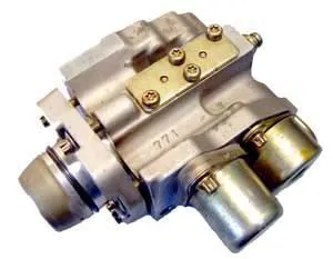 6G74_1.jpg
