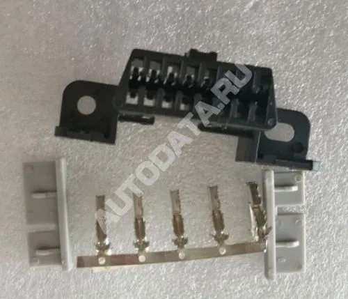 Диагностический разъем OBD2 female
