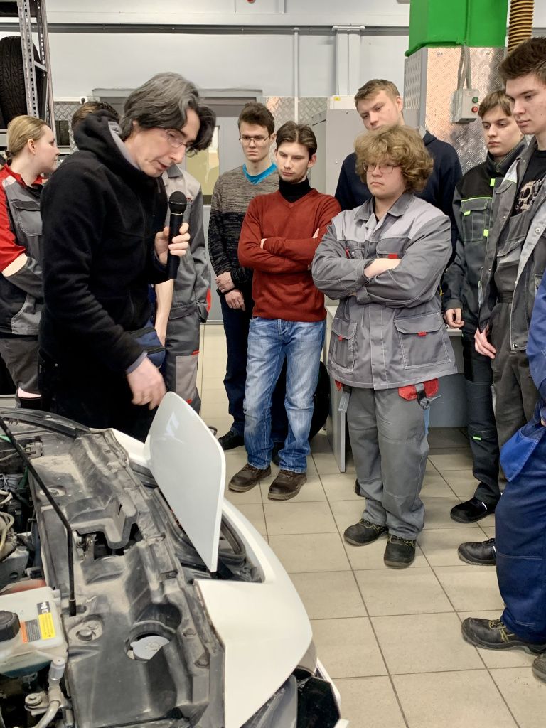 мастер-класс «Диагностика электромобиля Nissan Leaf». мастер-класс «Диагностика электромобиля Nissan Leaf».